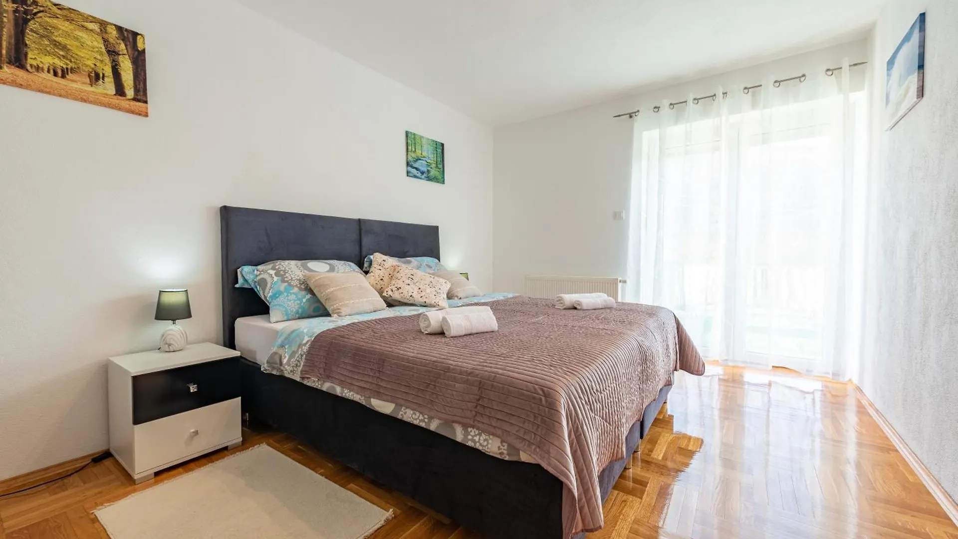 Apartment Apartman Toni Gracac