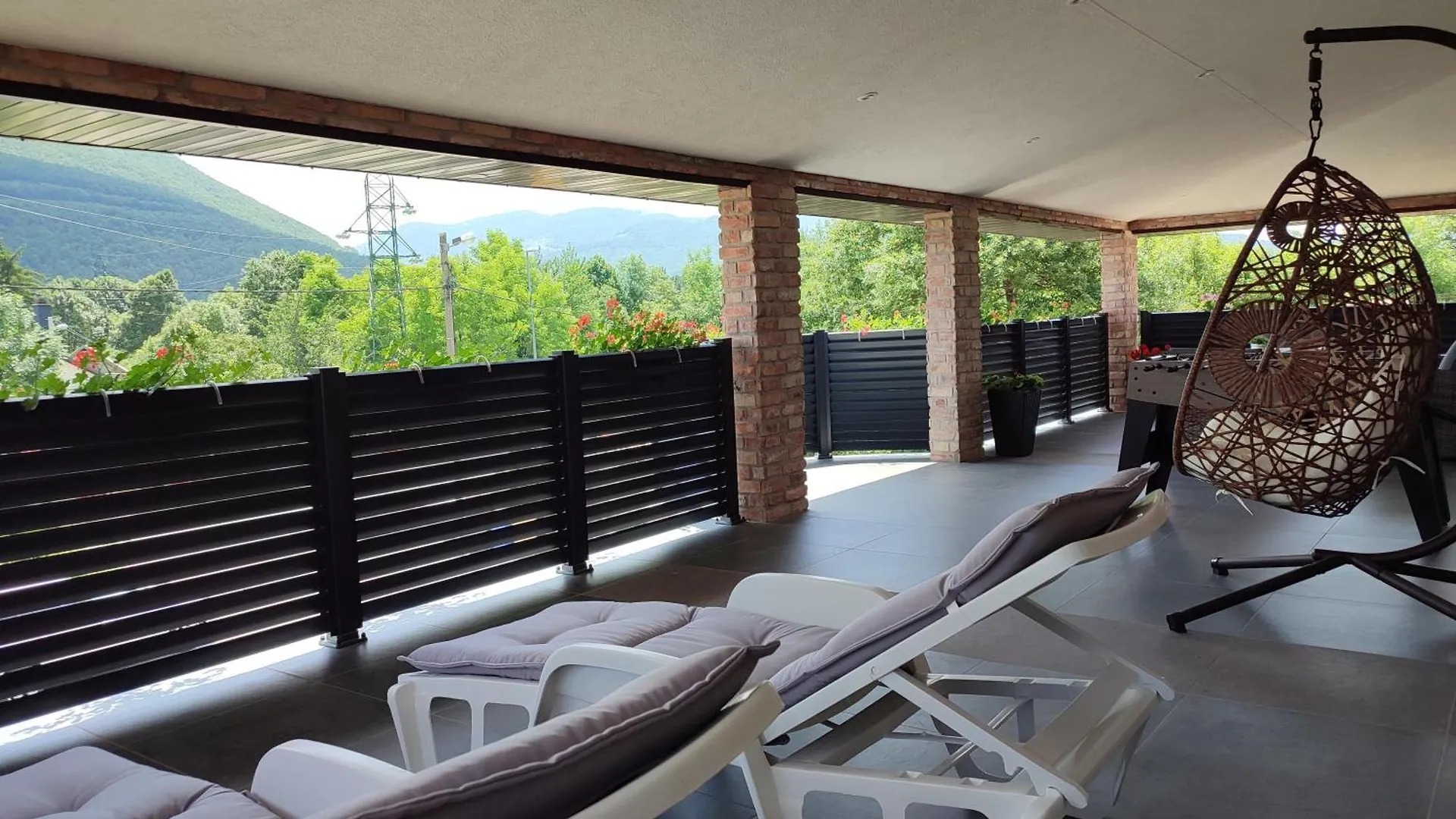 Apartment Apartman Toni Gracac